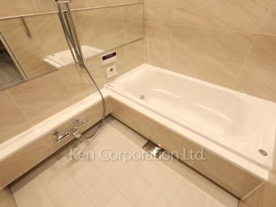 ラ・トゥール渋谷神南の写真 バスルーム ※19階の同じ間取タイプを撮影。仕様が異なることがあります。