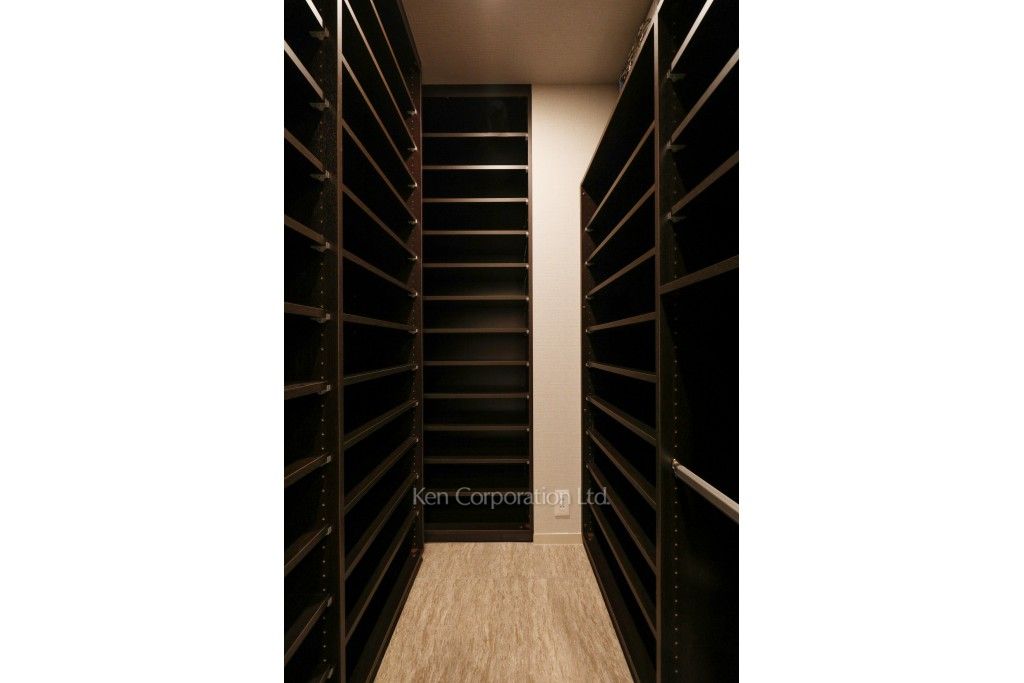 ラ・トゥール渋谷神南の写真 シューズインクローゼット ※19階の同じ間取タイプを撮影。仕様が異なることがあります。