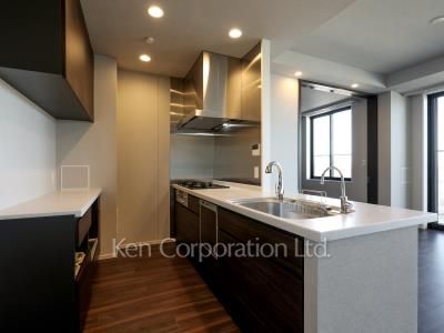 ラ・トゥール渋谷神南の写真 キッチン ※9階の同じ間取タイプを撮影。仕様が異なることがあります。