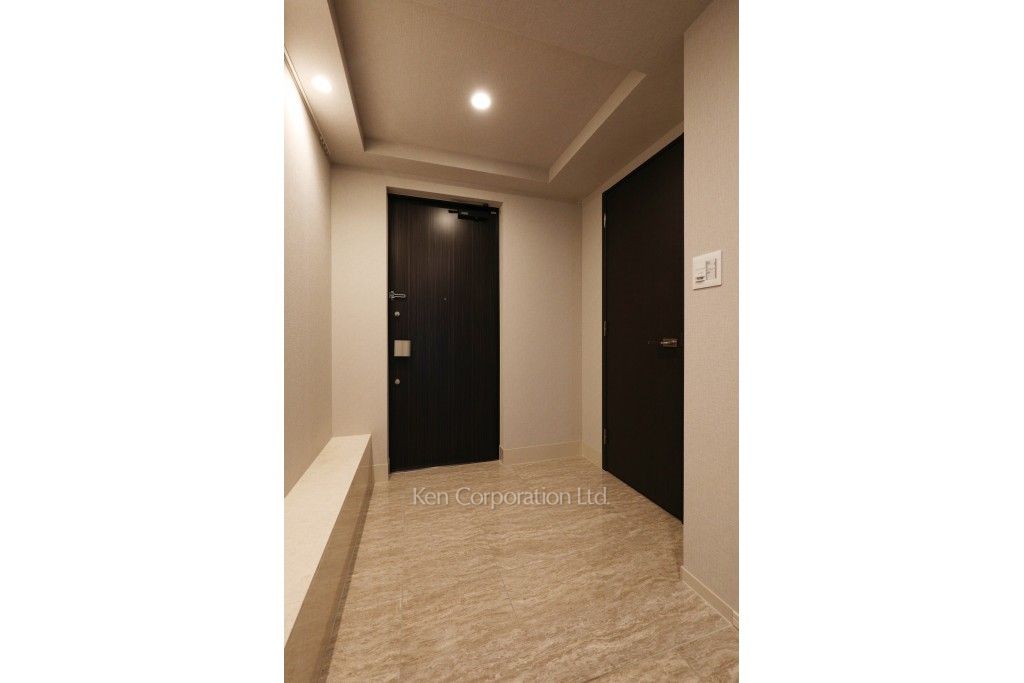 ラ・トゥール渋谷神南の写真 玄関 ※9階の同じ間取タイプを撮影。仕様が異なることがあります。