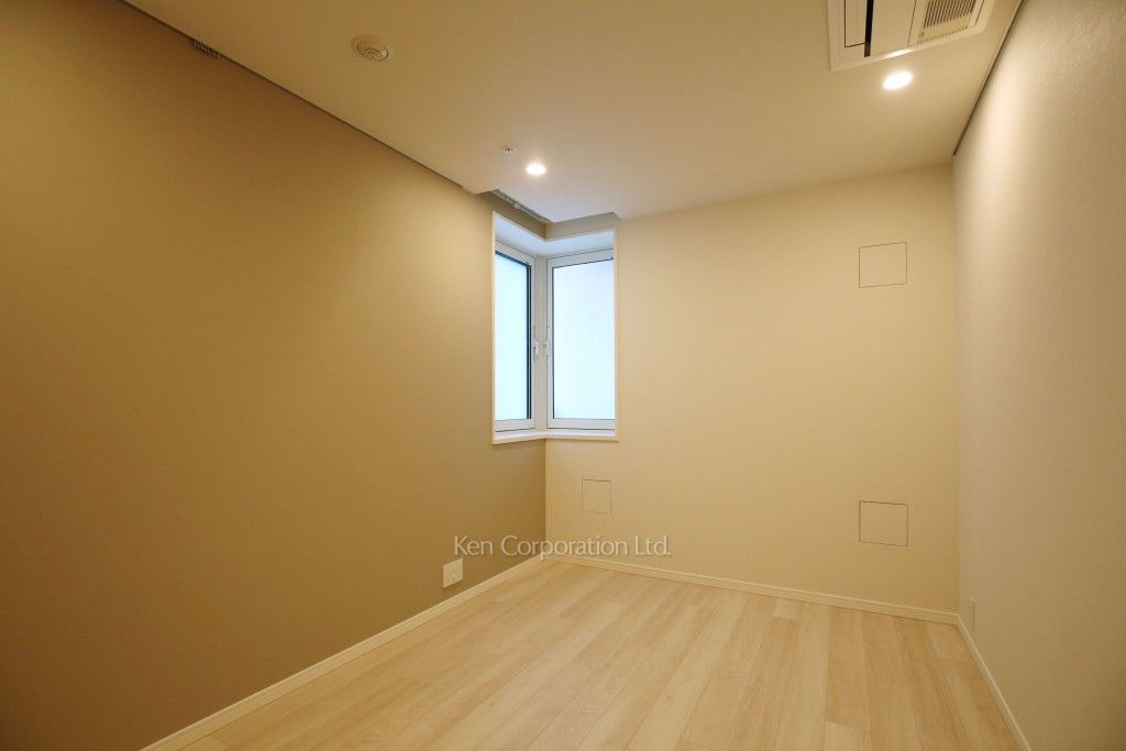 六本木グランドタワーレジデンスの写真 ベッドルーム ※10階の同じ間取タイプを撮影。仕様が異なることがあります。