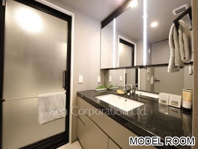 パウダールーム　※MODEL ROOM ※10階の同じ間取タイプを撮影。仕様が異なることがあります。