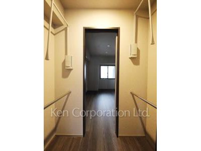 ジオイド三番町の写真 ウォークインクローゼット ※10階の同じ間取タイプを撮影。仕様が異なることがあります。