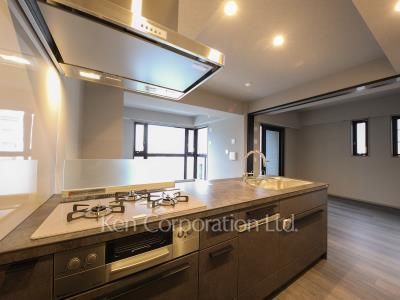 ジオイド三番町の写真 キッチン ※10階の同じ間取タイプを撮影。仕様が異なることがあります。