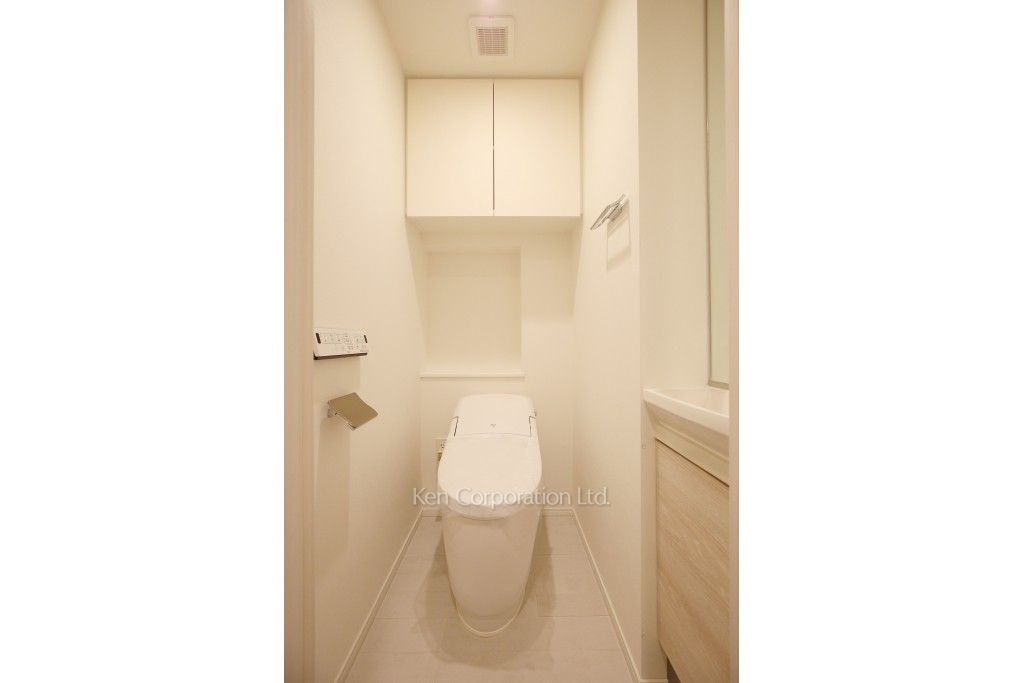 トイレ ※4階の同じ間取タイプを撮影。仕様が異なることがあります。（10階・1LDK）  ※写真の無断転載禁止