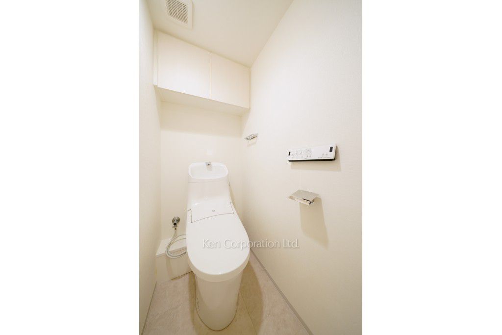 トイレ ※2階の同じ間取タイプを撮影。仕様が異なることがあります。（10階・1LDK）  ※写真の無断転載禁止