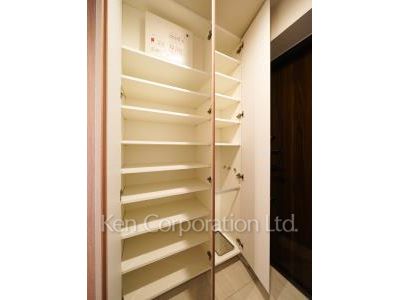 プラウド虎ノ門の写真 シューズクローゼット