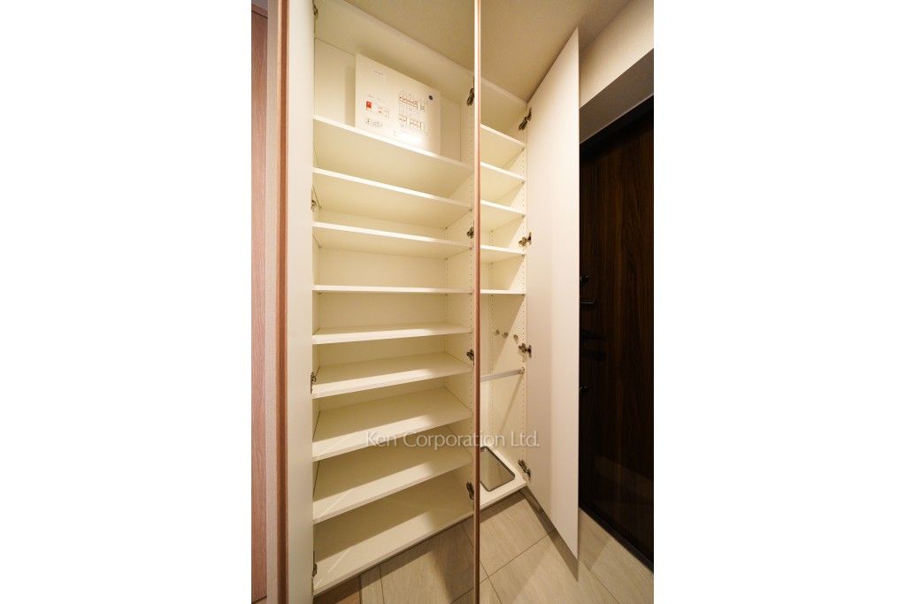 プラウド虎ノ門の写真 シューズクローゼット