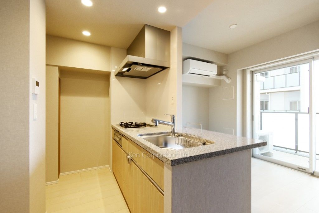 LIBRGRANT西新宿の写真 キッチン ※10階の同じ間取タイプを撮影。仕様が異なることがあります。