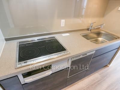 ラ・トゥール渋谷宇田川の写真 キッチン ※21階の同じ間取タイプを撮影。仕様が異なることがあります。