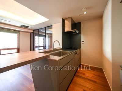 グランドメゾン恵比寿の杜フロントレジデンスの写真 ダイニングキッチン