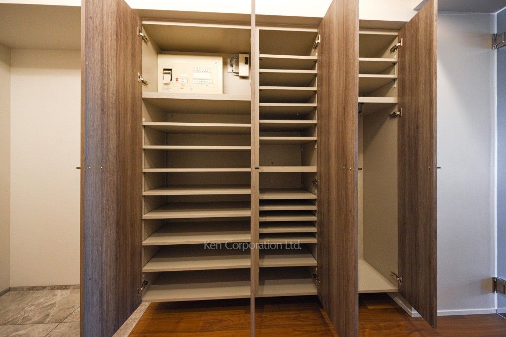 グランドメゾン恵比寿の杜フロントレジデンスの写真 シューズクローゼット