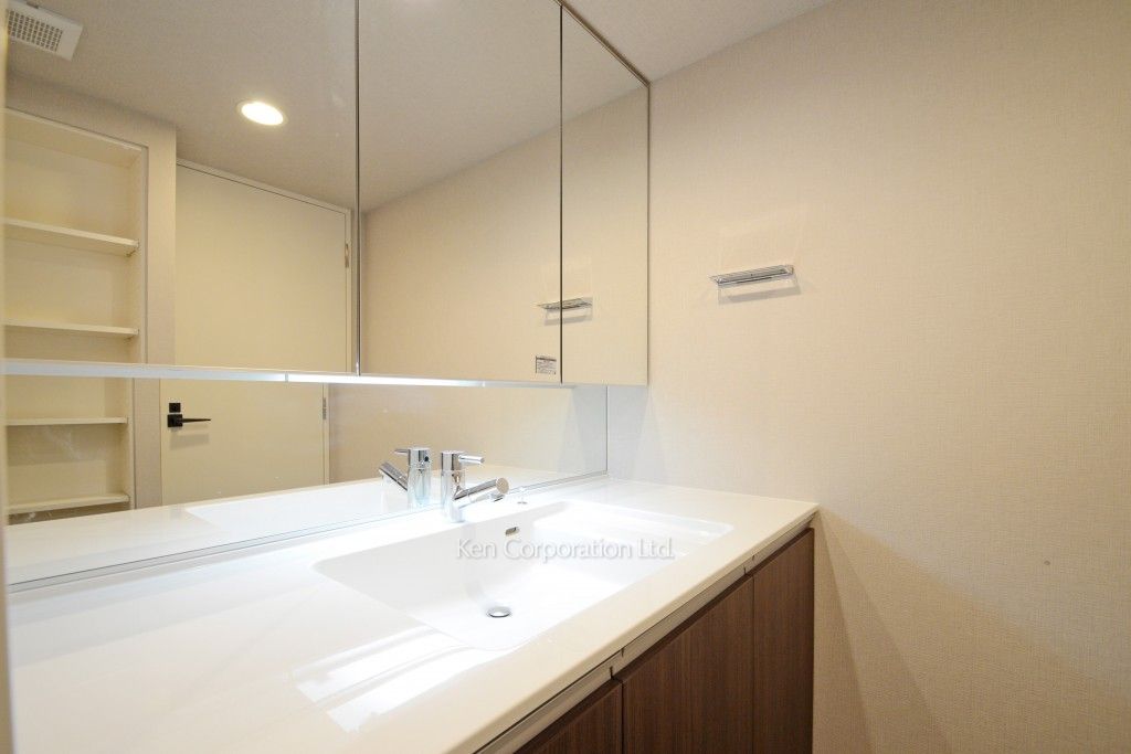 パークナードフィット南青山Gardenの写真 パウダールーム ※8階の同じ間取タイプを撮影。仕様が異なることがあります。