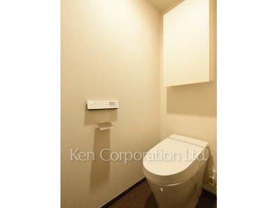 トイレ ※12階の同じ間取タイプを撮影。仕様が異なることがあります。