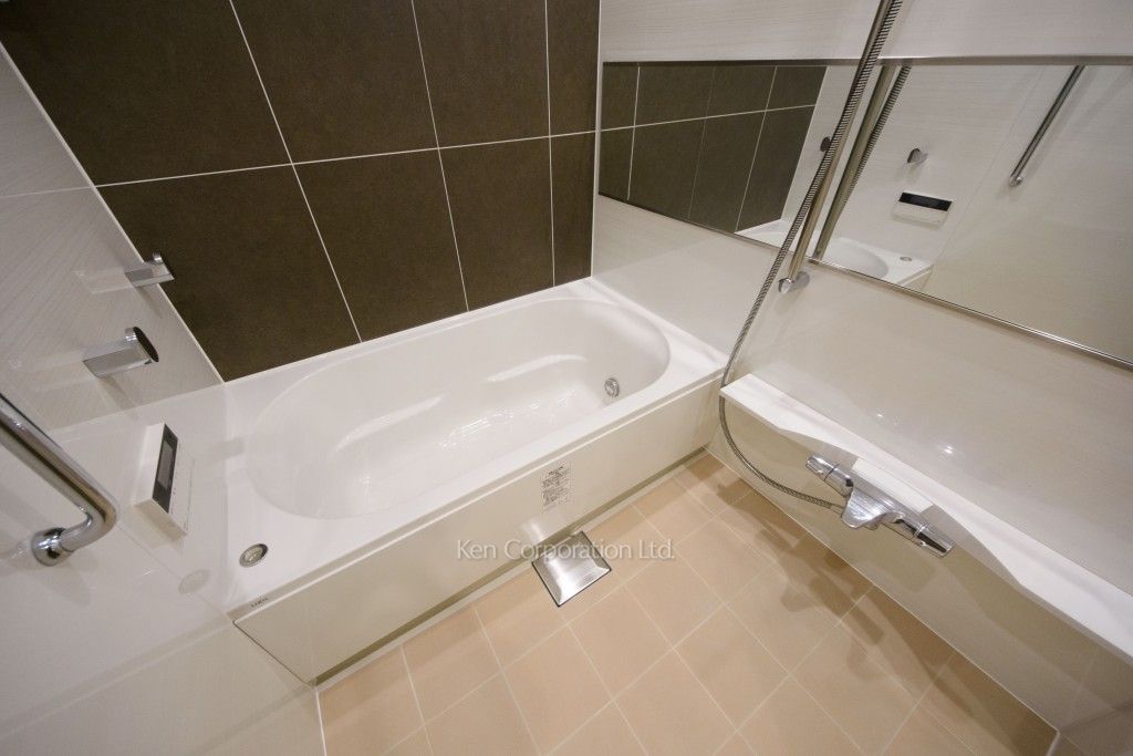 Dマークス西新宿タワーの写真 バスルーム ※22階の同じ間取タイプを撮影。仕様が異なることがあります。