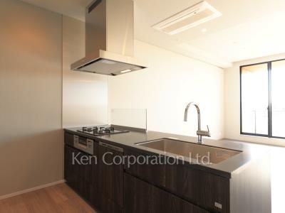 ウィズ原宿レジデンスの写真 キッチン ※7階の同じ間取タイプを撮影。仕様が異なることがあります。