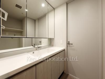 ウィズ原宿レジデンスの写真 パウダールーム ※6階の同じ間取タイプを撮影。仕様が異なることがあります。