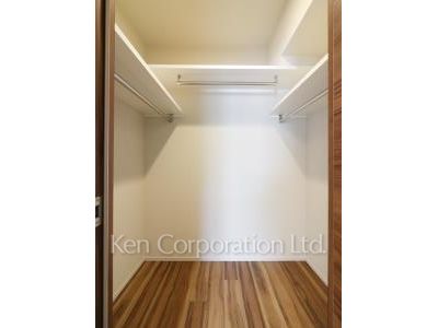 東京ポートシティ竹芝 レジデンスタワーの写真 ウォークインクローゼット ※17階の同じ間取タイプを撮影。仕様が異なることがあります。