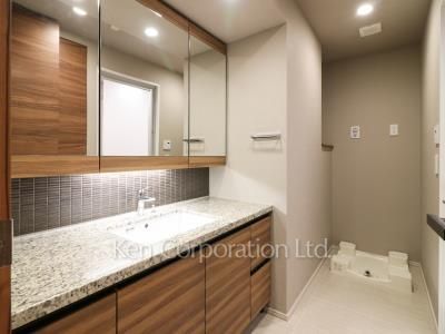 東京ポートシティ竹芝 レジデンスタワーの写真 パウダールーム ※17階の同じ間取タイプを撮影。仕様が異なることがあります。