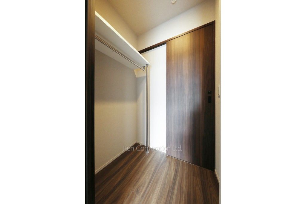 東京ポートシティ竹芝 レジデンスタワーの写真 ウォークインクローゼット ※16階の同じ間取タイプを撮影。仕様が異なることがあります。