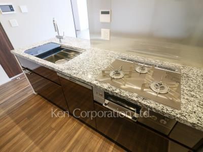 東京ポートシティ竹芝 レジデンスタワーの写真 キッチン ※18階の同じ間取タイプを撮影。仕様が異なることがあります。