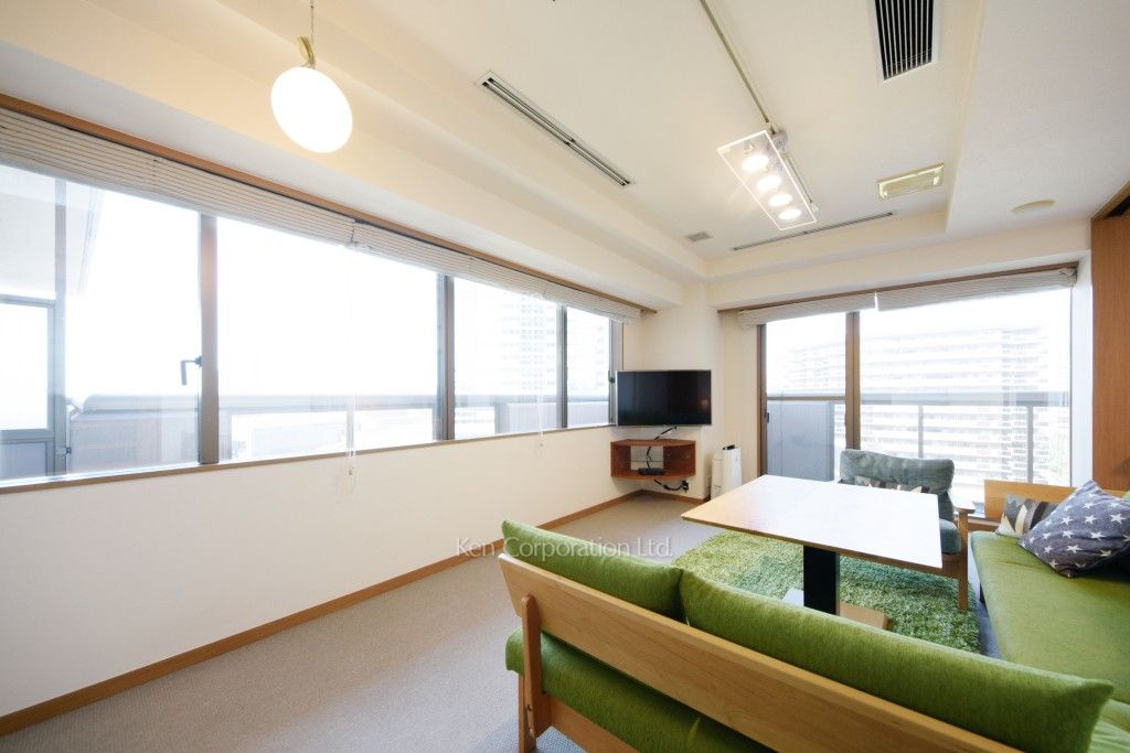 恵比寿ガーデンテラス壱番館の写真 居室（LDなど）　※家具家電付