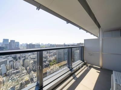 ワテラスタワーレジデンスの写真 バルコニー