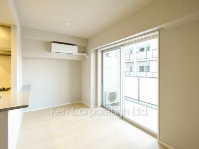 LIBRGRANT西新宿の写真 居室（LDなど） ※10階の同じ間取タイプを撮影。仕様が異なることがあります。