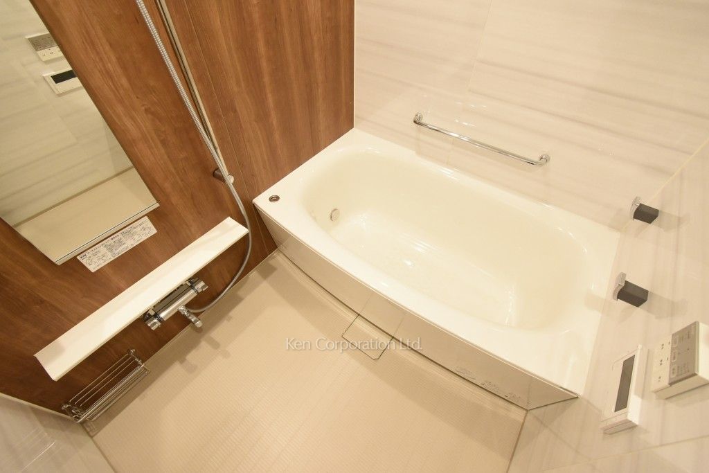 LIBRGRANT西新宿の写真 バスルーム ※10階の同じ間取タイプを撮影。仕様が異なることがあります。