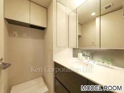 パウダールーム　※MODEL ROOM