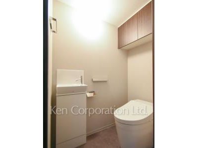 ドゥーエ月島Ⅱの写真 トイレ ※10階の同じ間取タイプを撮影。仕様が異なることがあります。