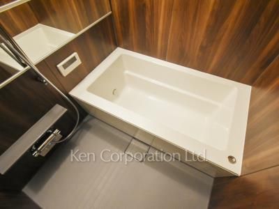 ドゥーエ月島Ⅱの写真 バスルーム ※10階の同じ間取タイプを撮影。仕様が異なることがあります。