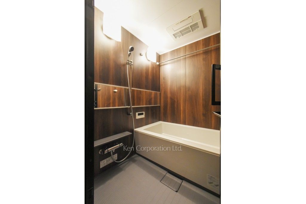 ドゥーエ月島Ⅱの写真 バスルーム ※10階の同じ間取タイプを撮影。仕様が異なることがあります。