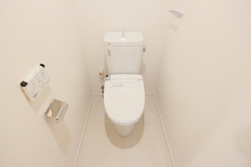 トイレ ※3階の同じ間取タイプを撮影。仕様が異なることがあります。