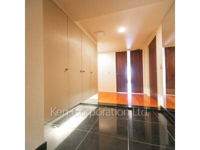 THE TOKYO TOWERS シータワーの写真 玄関 ※写真・画像は実際と異なる場合がございます。部屋写真は同一タイプのものです。（ただし、画像中にタイプ名の記載がある場合はその記載内容を優先します。）