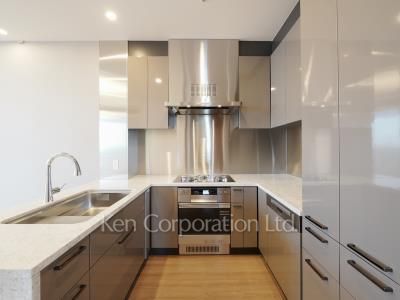 クラス青山の写真 キッチン ※22階の同じ間取タイプを撮影。仕様が異なることがあります。