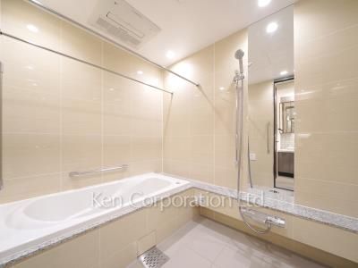 クラス青山の写真 バスルーム ※22階の同じ間取タイプを撮影。仕様が異なることがあります。