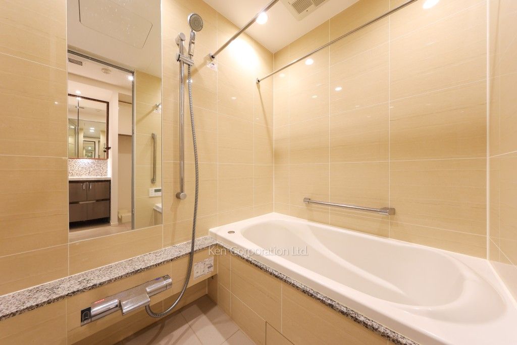 クラス青山の写真 バスルーム ※14階の同じ間取タイプを撮影。仕様が異なることがあります。