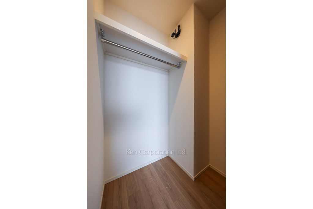 クラス青山の写真 ウォークインクローゼット ※14階の同じ間取タイプを撮影。仕様が異なることがあります。