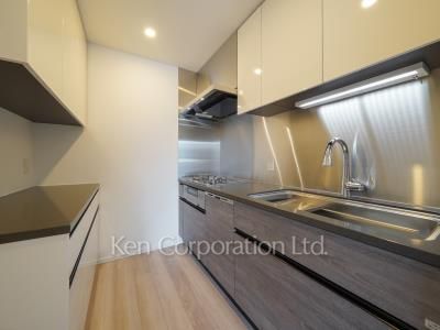 キッチン ※6階の同じ間取タイプを撮影。仕様が異なることがあります。