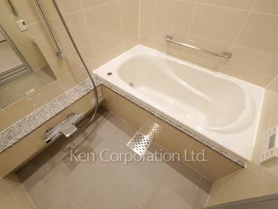 バスルーム ※6階の同じ間取タイプを撮影。仕様が異なることがあります。