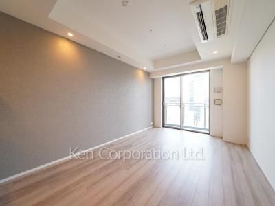 居室（LDなど） ※11階の同じ間取タイプを撮影。仕様が異なることがあります。