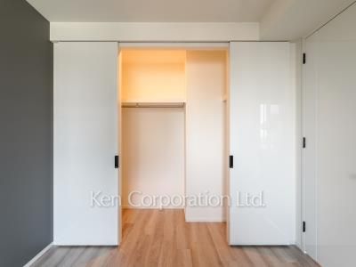 ウォークインクローゼット ※11階の同じ間取タイプを撮影。仕様が異なることがあります。