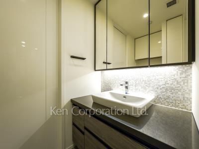 パウダールーム ※11階の同じ間取タイプを撮影。仕様が異なることがあります。