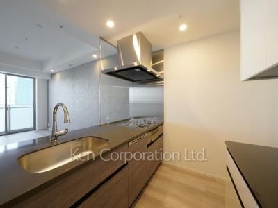 クラス青山の写真 キッチン ※7階の同じ間取タイプを撮影。仕様が異なることがあります。