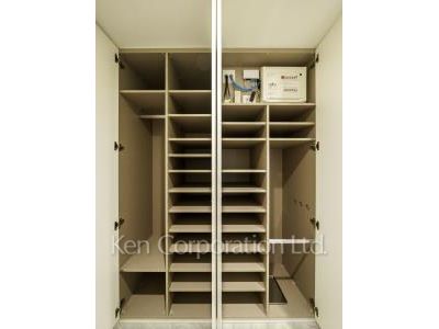 クラス青山の写真 シューズクローゼット