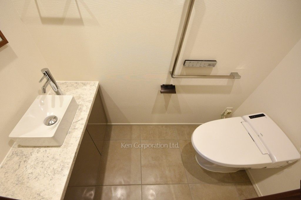 クラス青山の写真 トイレ ※14階の同じ間取タイプを撮影。仕様が異なることがあります。