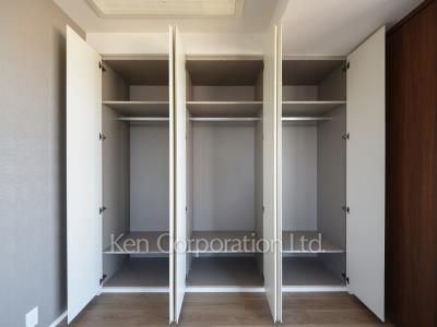 クラス青山の写真 クローゼット ※14階の同じ間取タイプを撮影。仕様が異なることがあります。