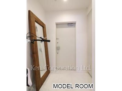 ライオンズフォーシア白金高輪の写真 玄関　※MODEL ROOM ※2階の同じ間取タイプを撮影。仕様が異なることがあります。