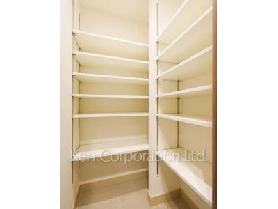 富久クロスコンフォートタワーの写真 シューズインクローゼット